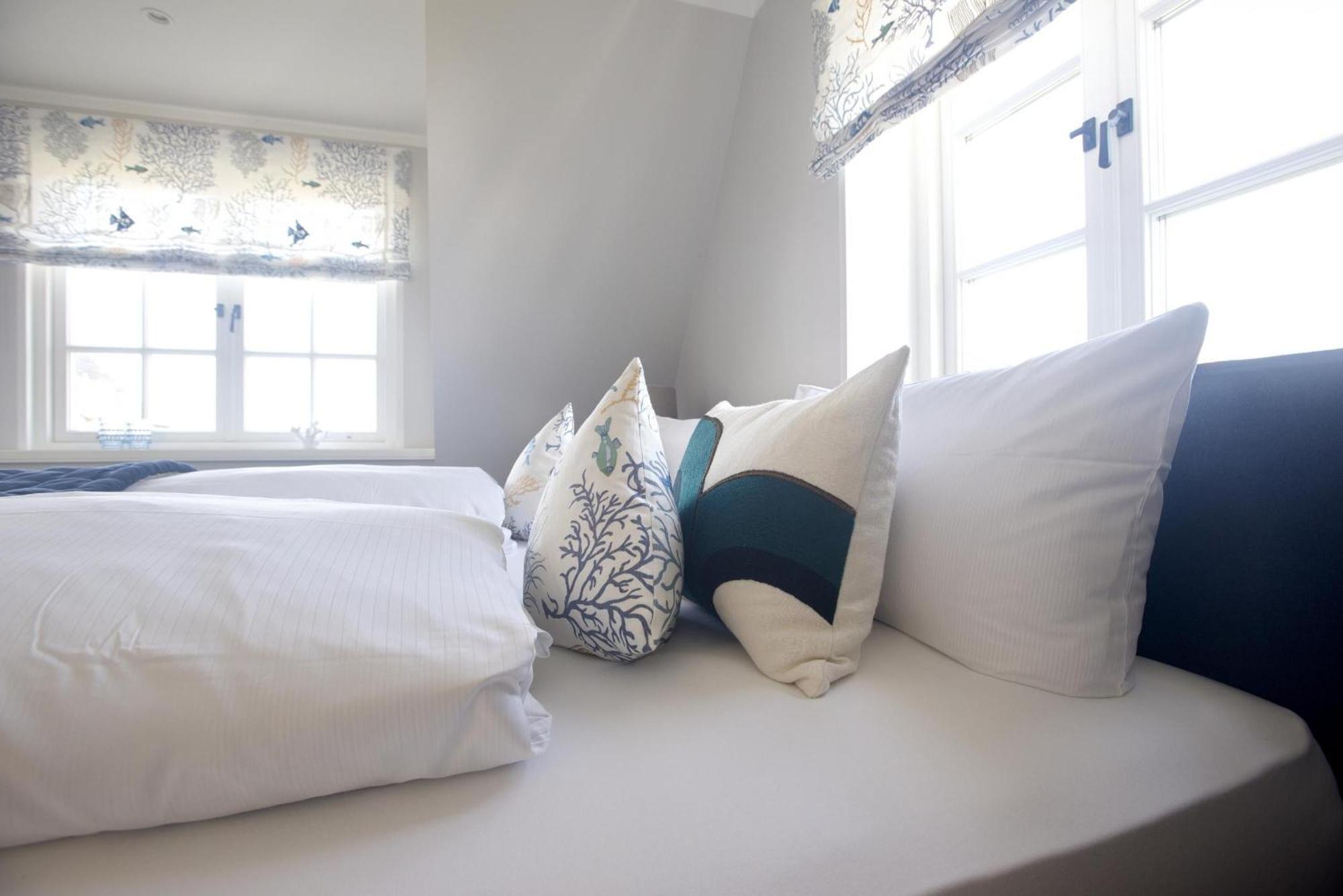 Neu! Ferienhaus Litj Horsa Hoog - Luxus, Lage, Leichtigkeit Mit Wellenrauschen In Wenningstedt Sylt 外观 照片